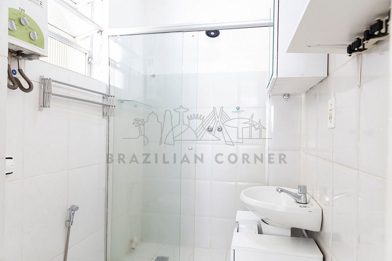 100m from beach, parking, subway |Brazilian Corner