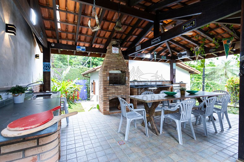 300m from the beach ,AC, BBQ| Brazilian Corner