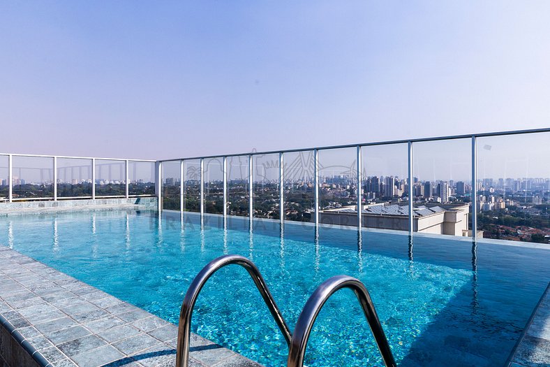 Amazing view, rooftop pool, gym | Brazilian Corner