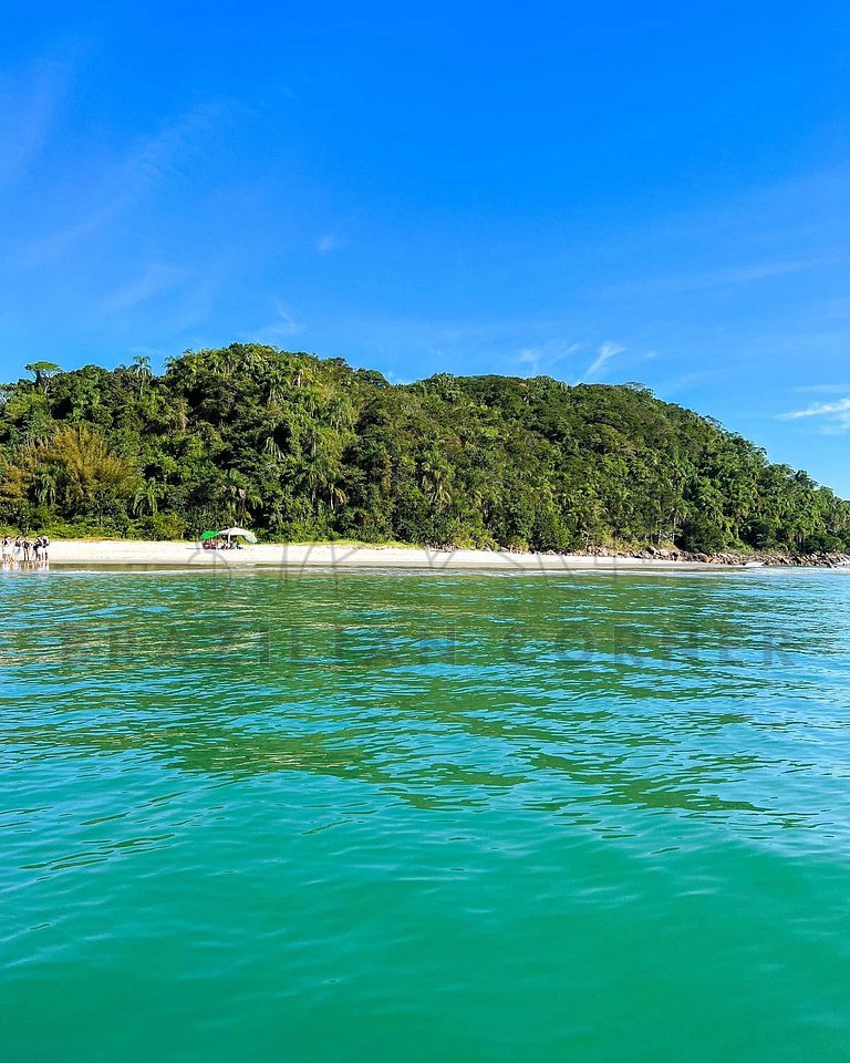 Casa com piscina na praia | Brazilian Corner