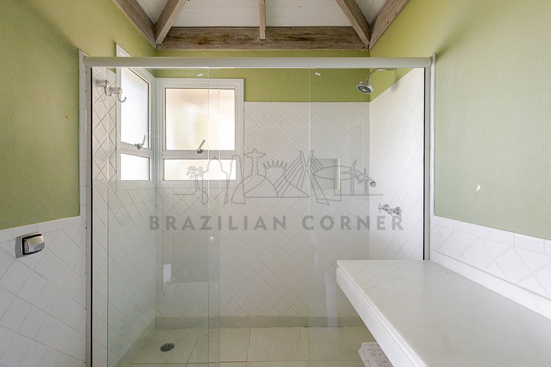 Casa com vista incrível e Jacuzzi|Brazilian Corner