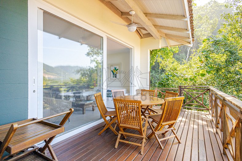 Casa com vista incrível e Jacuzzi|Brazilian Corner