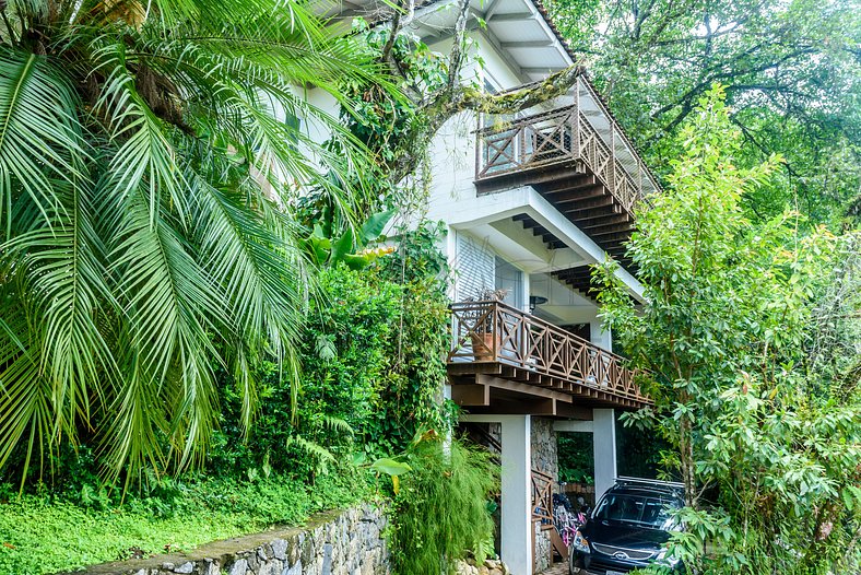 Casa com vista incrível e Jacuzzi|Brazilian Corner