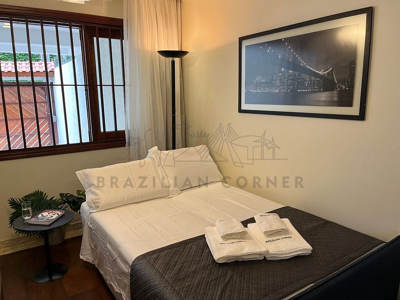 House with 3 Suites, AC, Morumbi| Brazilian Corner