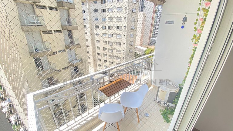 Jacuzzi, AC, park, Av Faria Lima |Brazilian Corner