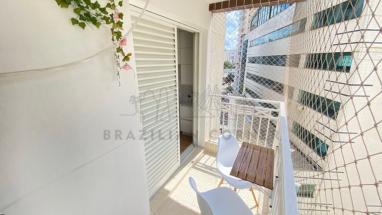 Jacuzzi, AC, park, Av Faria Lima |Brazilian Corner