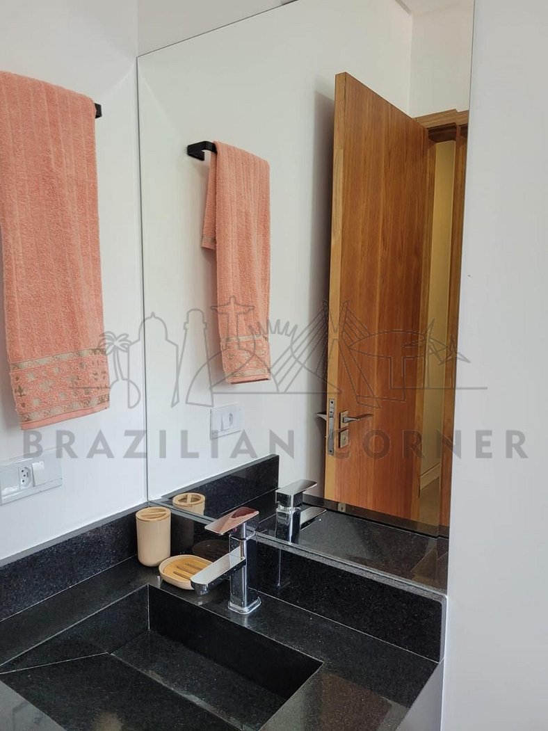 Jacuzzi Privativa, AC, Maresias | Brazilian Corner