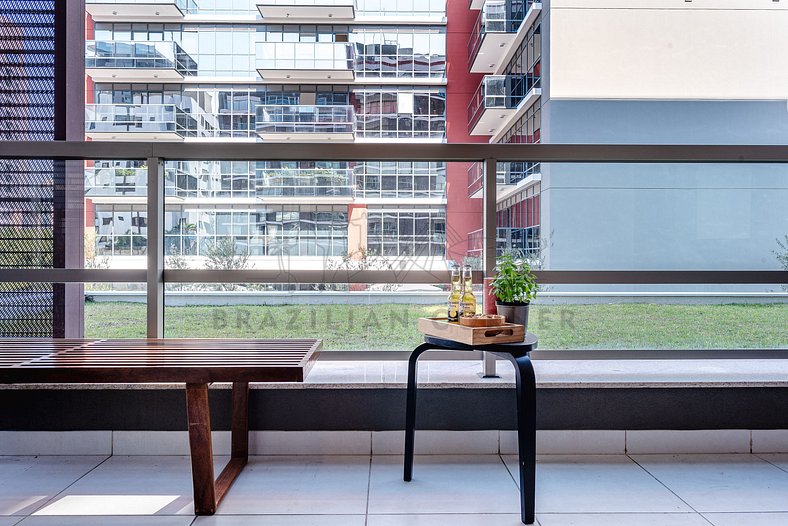 Pinheiros, Pool, AC, parking | Brazilian Corner