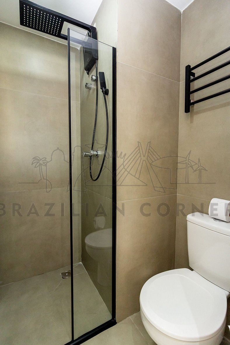 Piscina, academia, AC ,cama Queen|Brazilian Corner