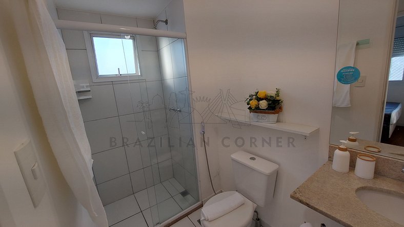 Piscina, academia e Vaga | Brazilian Corner