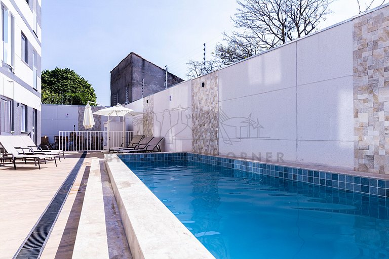 Piscina,academia, metrô|Brazilian Corner