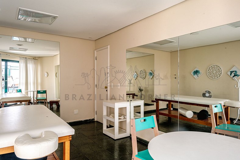 Pool, AC, parking in Itaim Bibi | Brazilian Corner