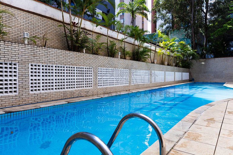 Pool , gym , AC, parking | Brazilian Corner