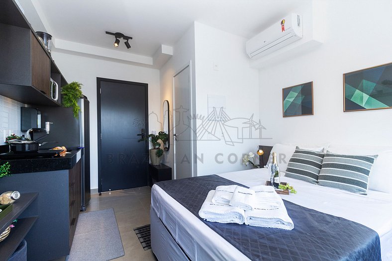 Studio in Pinheiros close to metro w/ Pool and Gym